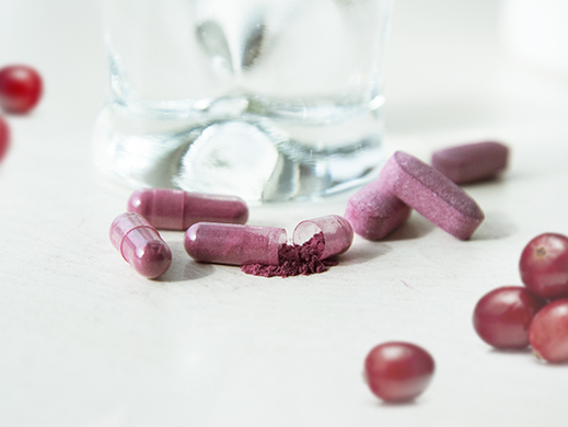 health capsule with cranberry extract powder
